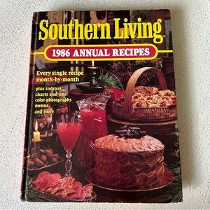 📚 Southern Living Annual Recipes 1986 – A Vintage Kitchen Staple!